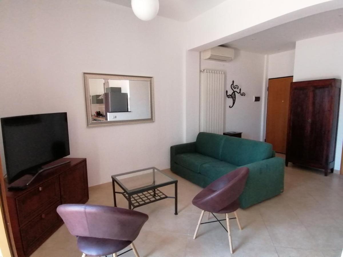 P Al Parco Apartment เซสตรี เลวานเต ภายนอก รูปภาพ